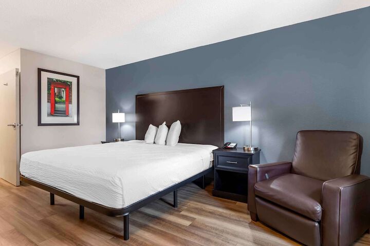 Room 14 of 28