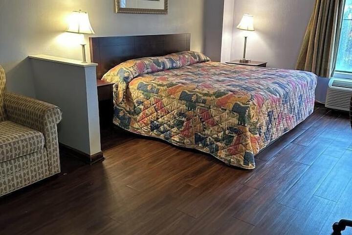 Lawrenceville Inn