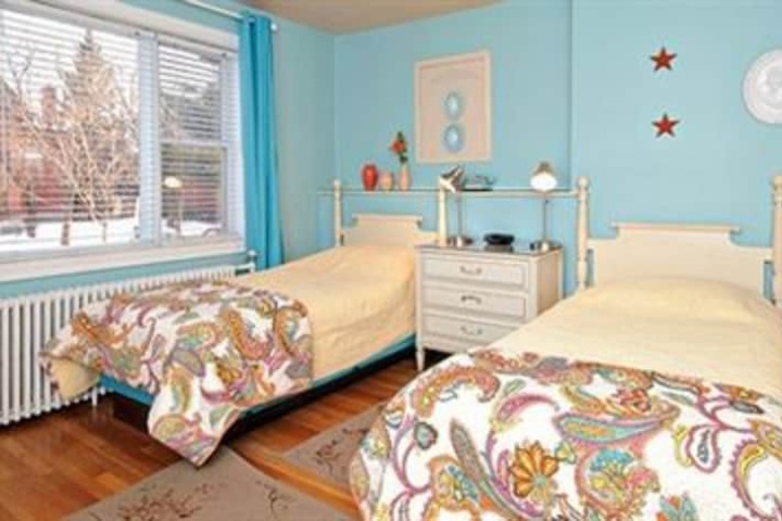 Room 25 of 140
