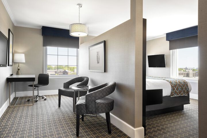 Room 31 of 69