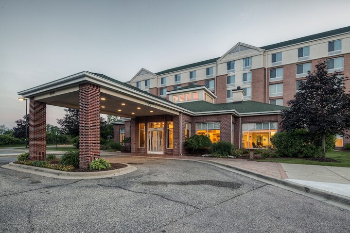 Hilton Garden Inn Detroit Metro Airport