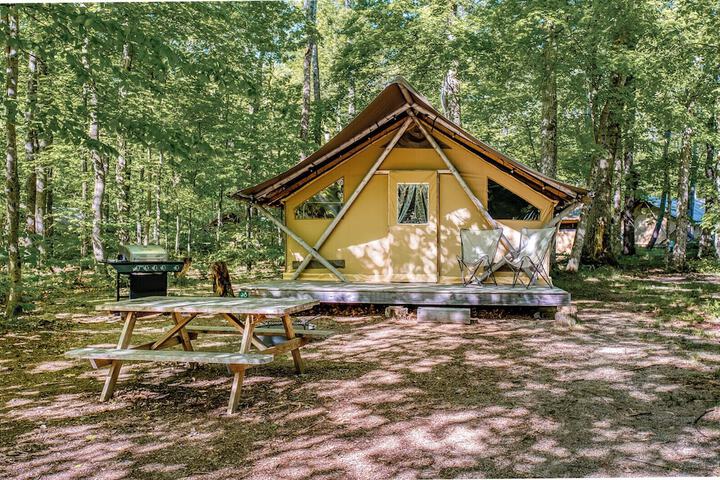 Huttopia Les 2 Lacs - Laurentides