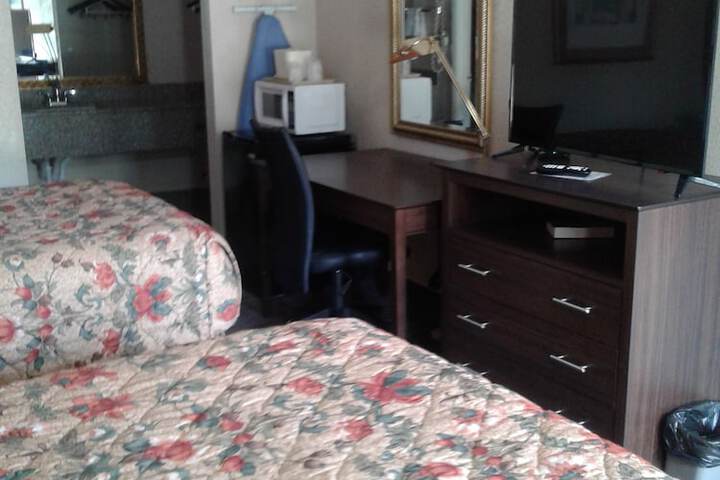 Room 25 of 25