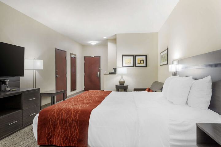 Room 26 of 37