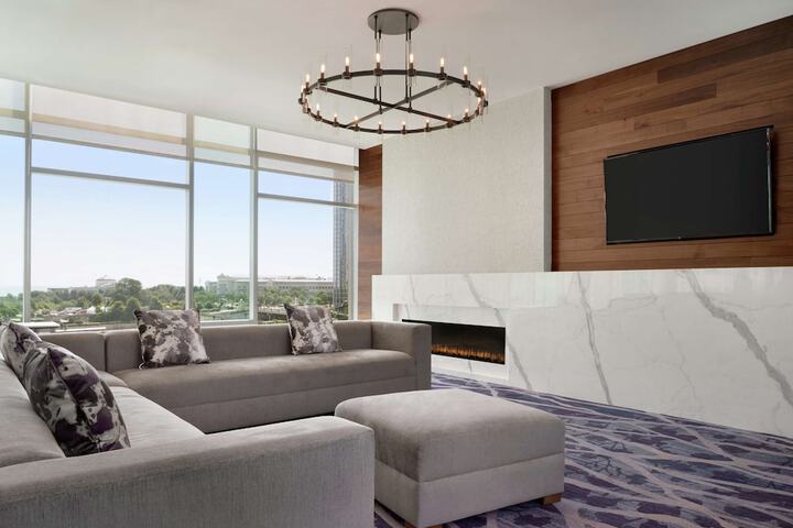 Hotel Interior 10 of 45
