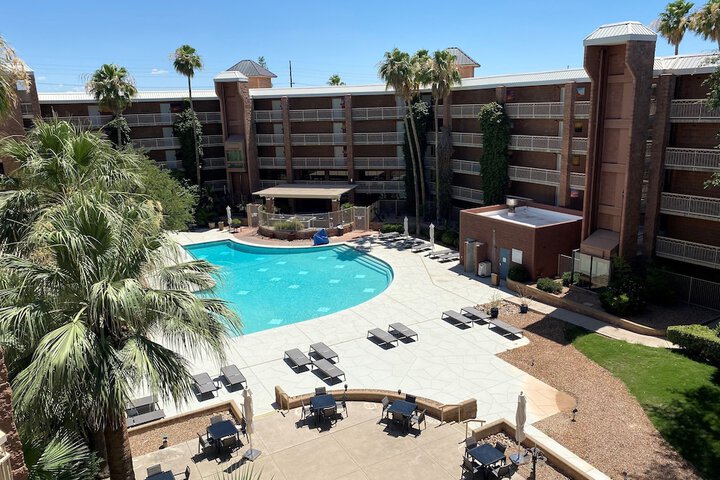 Embassy Suites by Hilton Tucson East
