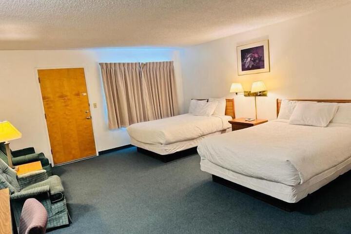 Room 12 of 29