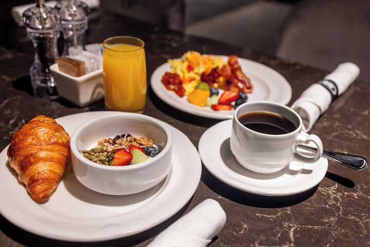 Breakfast/Coffee Service 191 of 205