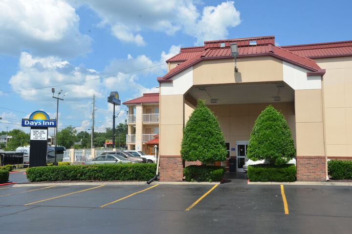 Hotel 2 of 31