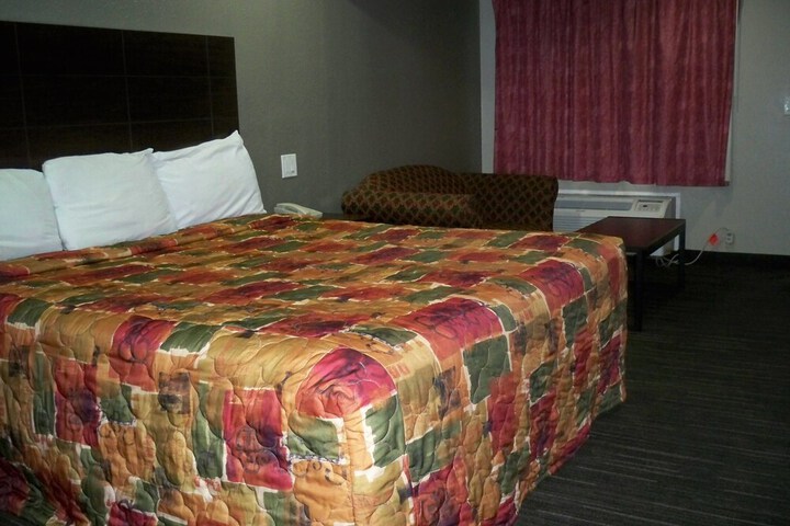 Room 16 of 65