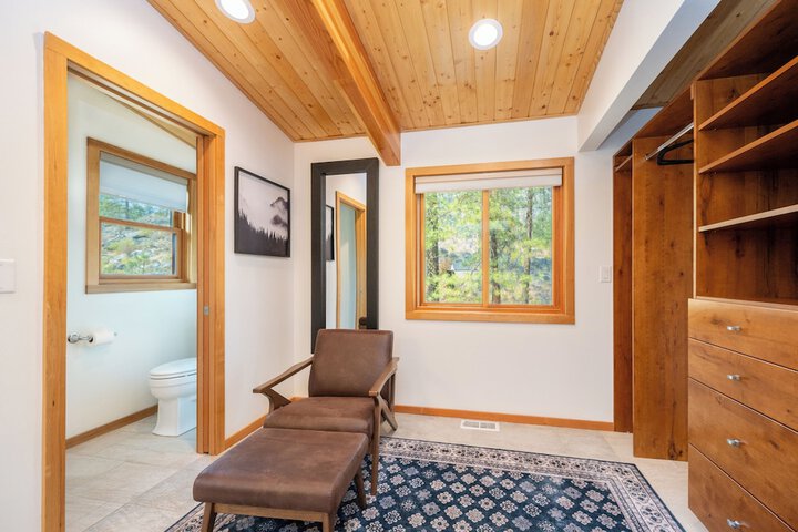 Sleeping Lady Mountain Resort & Spa