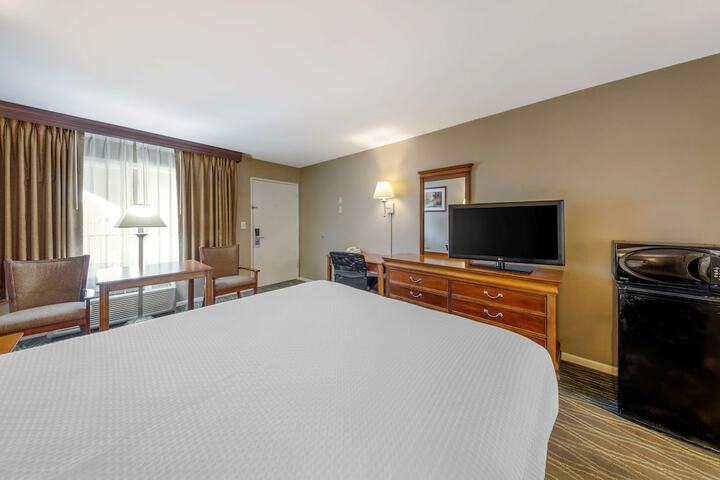 Room 26 of 36