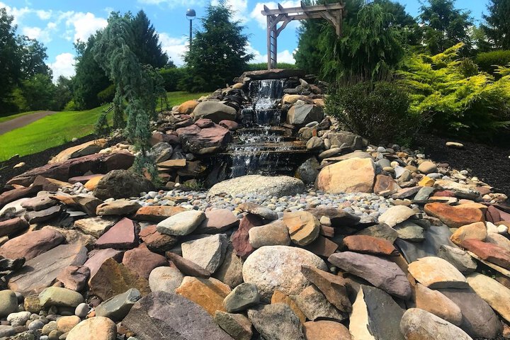 Rolling Pines Golf & Banquet Facility