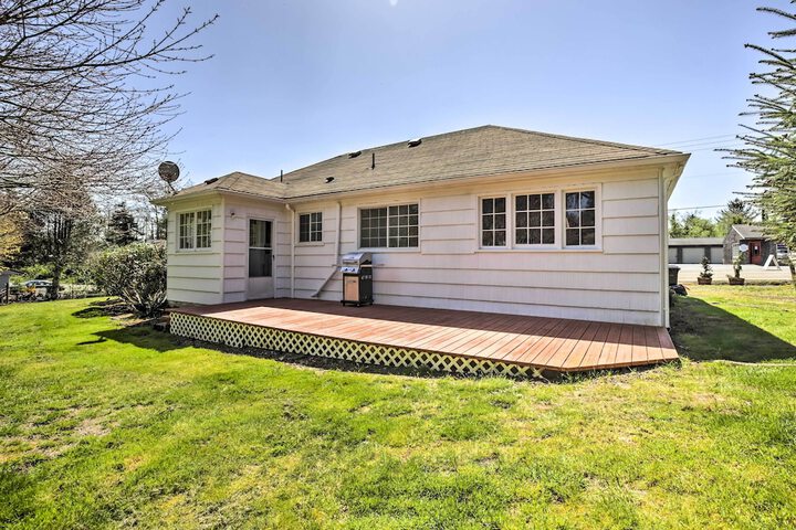 salty Dog Cottage in Netarts w / Deck
