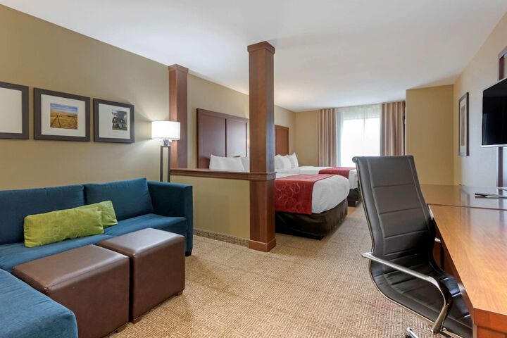 Room 27 of 35