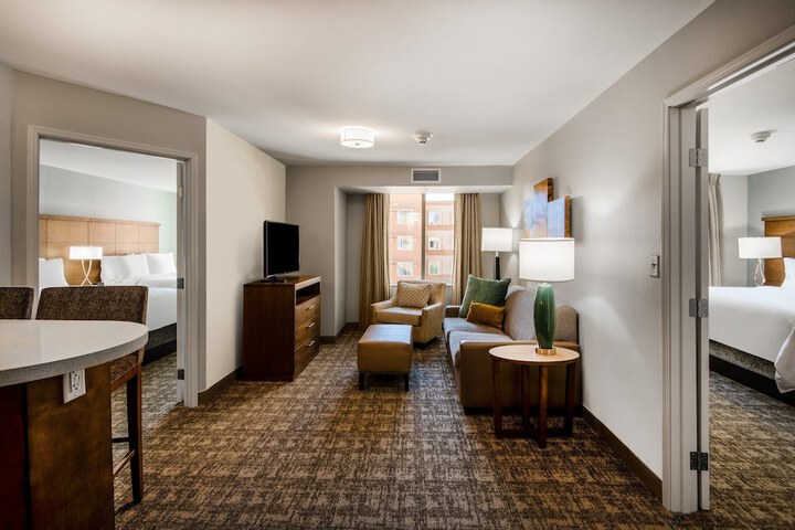 Room 22 of 41