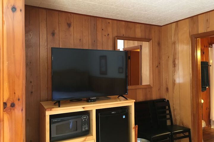 Room 44 of 93