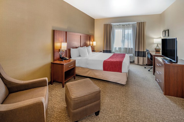 The Atrium Hotel