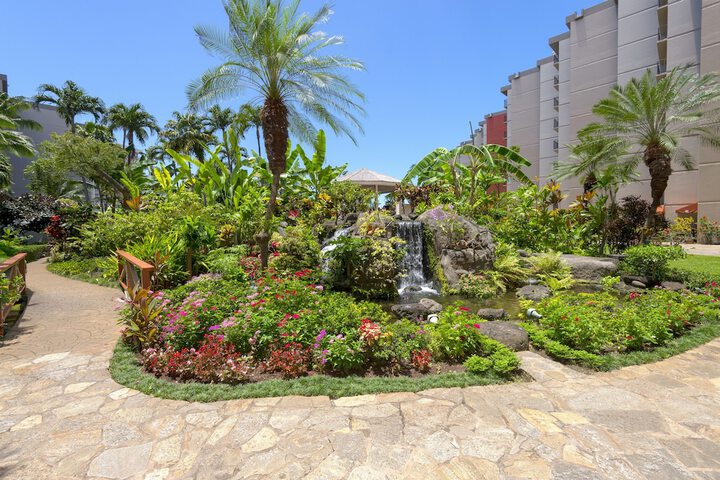 Hotel Exterior 46 of 52