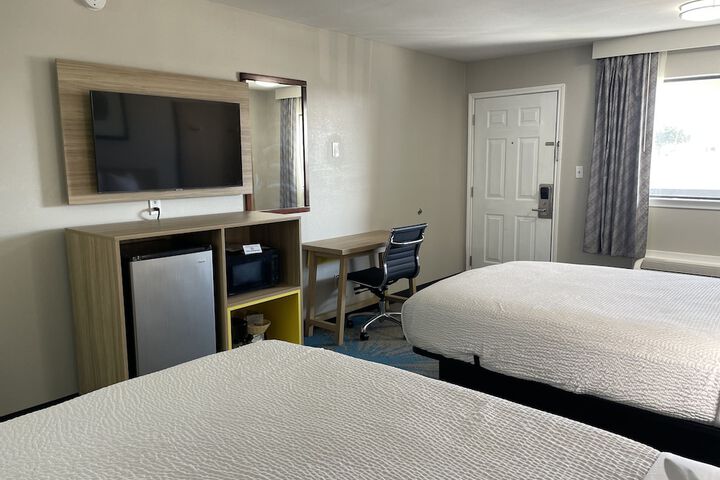 Room 37 of 50