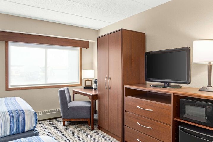 Room 21 of 49