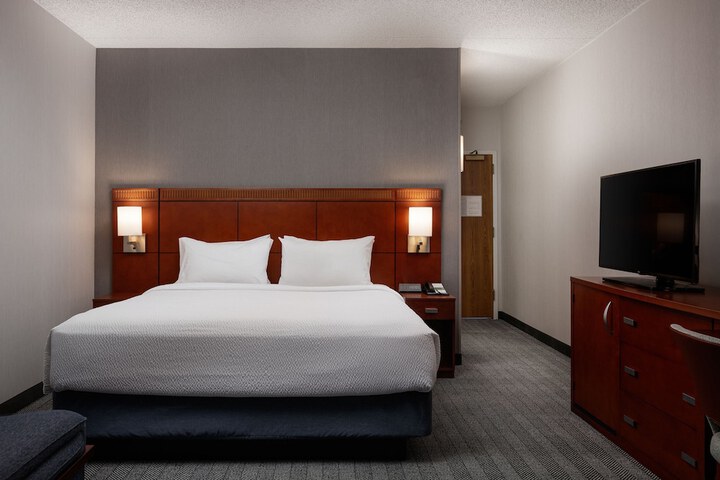 Room 21 of 40