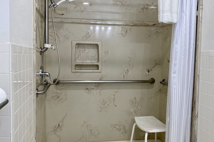 Room 14 of 50