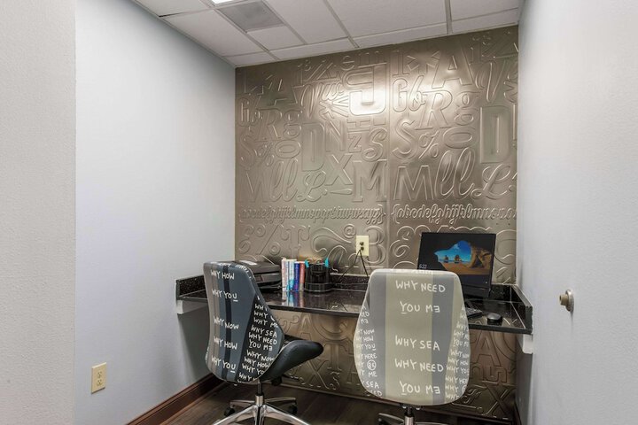Business Center 54 of 54