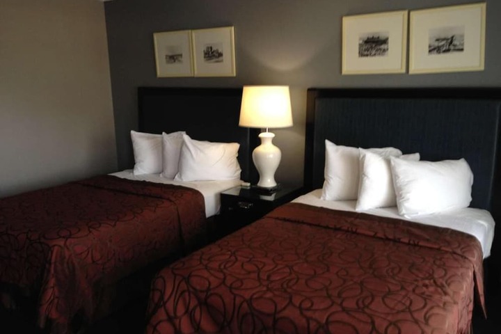 HOTEL SALINA