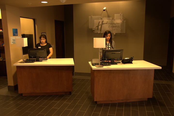 Holiday Inn Express & Suites Globe by IHG