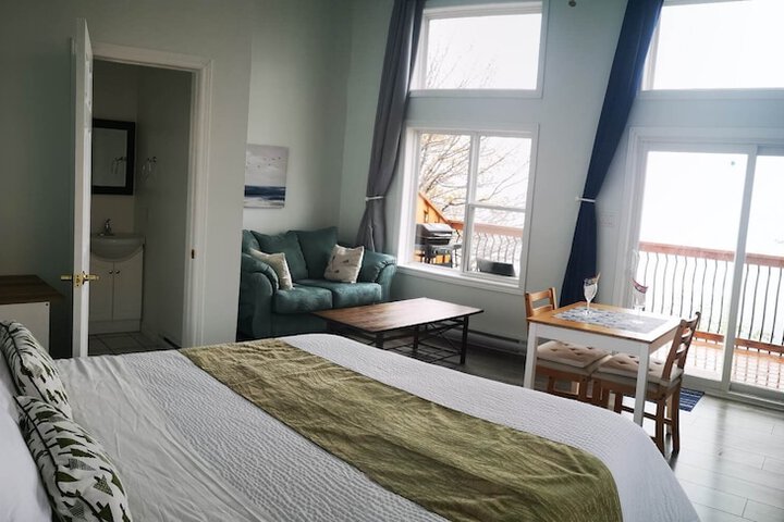 Room 27 of 85
