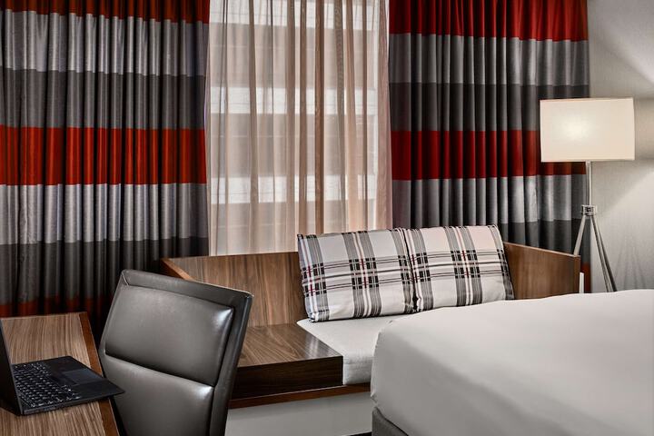 Room 26 of 41