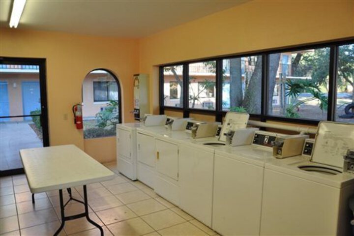 QUALITY INN AND SUITES EASTGATE