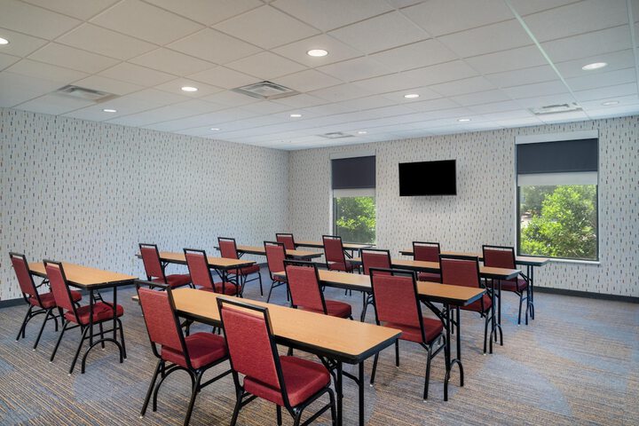 Home2 Suites by Hilton Opelika Auburn