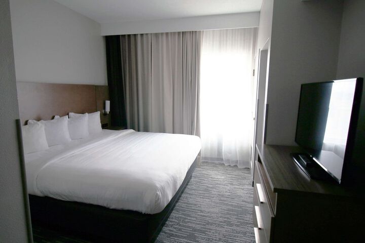 Country Inn & Suites by Radisson Council Bluffs, IA