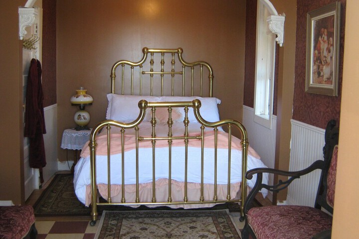 Room 14 of 35