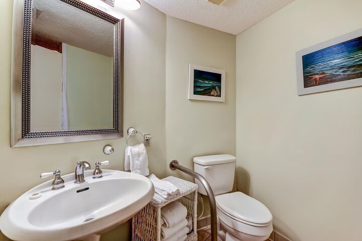 Room 29 of 37