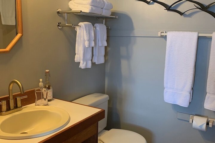 Room 42 of 83