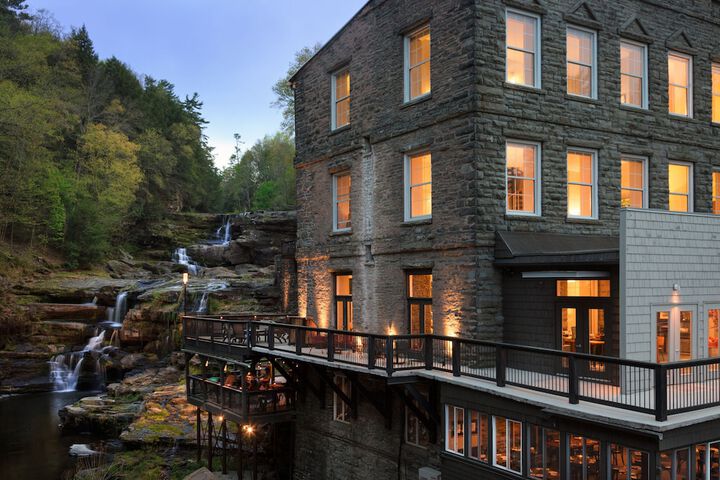 Hotel 8 of 33
