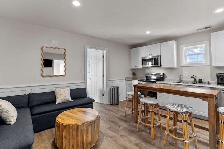 Loggerhead Inn & Suites