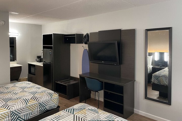 Room 14 of 15
