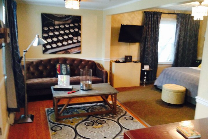 Vandiver Inn