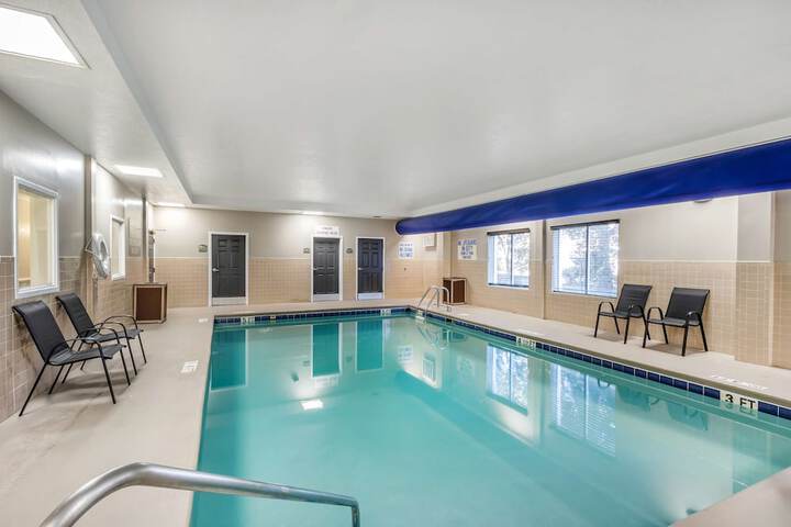 Pool 4 of 42