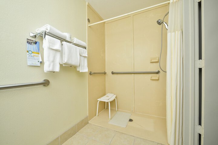Room 18 of 47