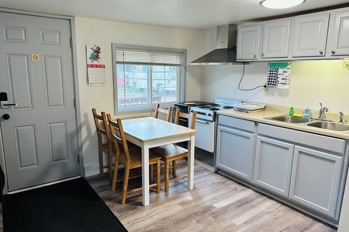 Raines Resort Cabins & RV