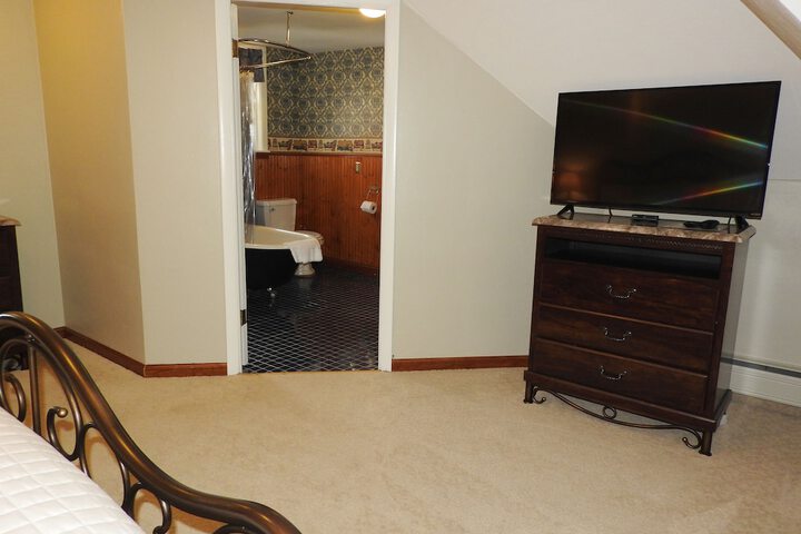 Champaign Garden Inn