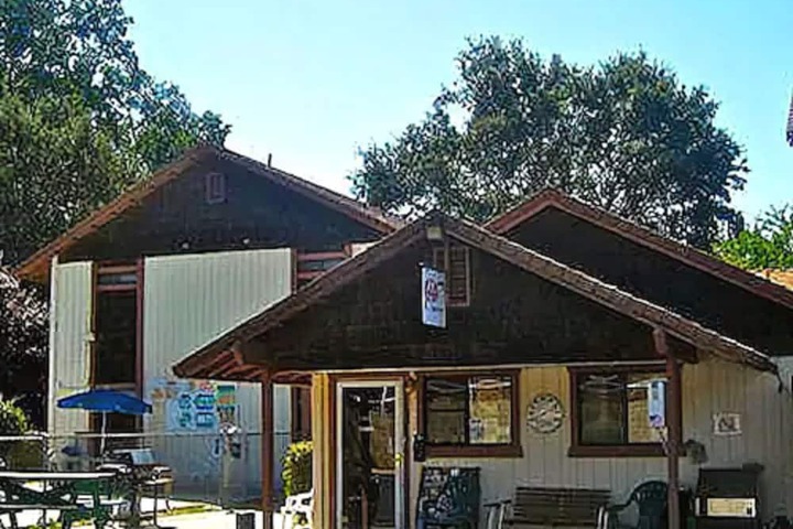 Property Grounds 20 of 21