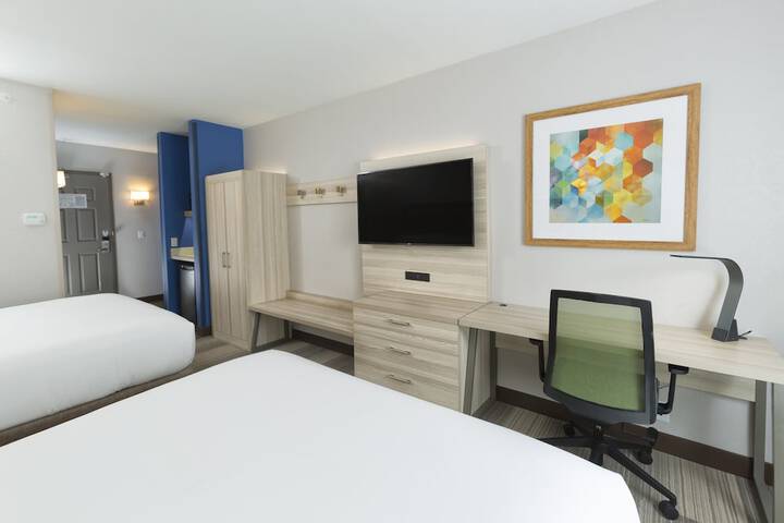 Room 32 of 52