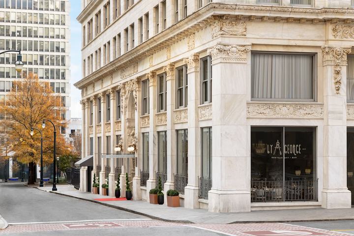 The Candler Hotel Atlanta Curio Collection by Hilton