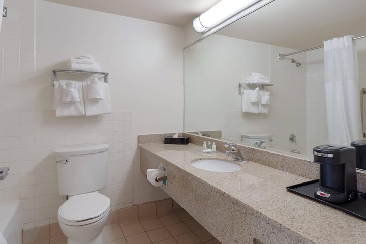Clarion Hotel Concord / Walnut Creek